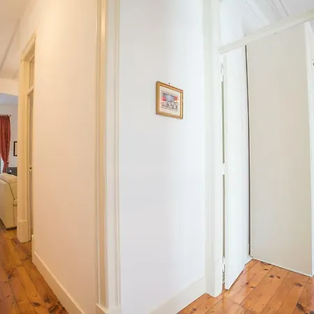 Campo Pequeno 3bdr Lisbon