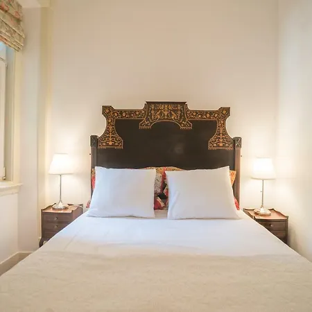 Campo Pequeno 3bdr Apartment